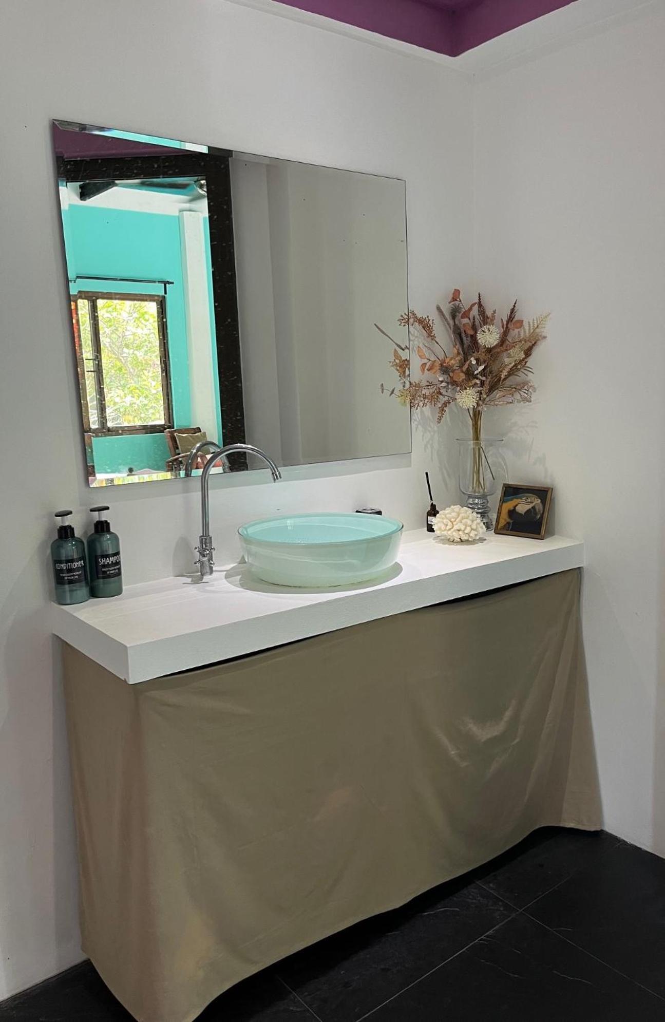 Navari Homestay Rayong Esterno foto