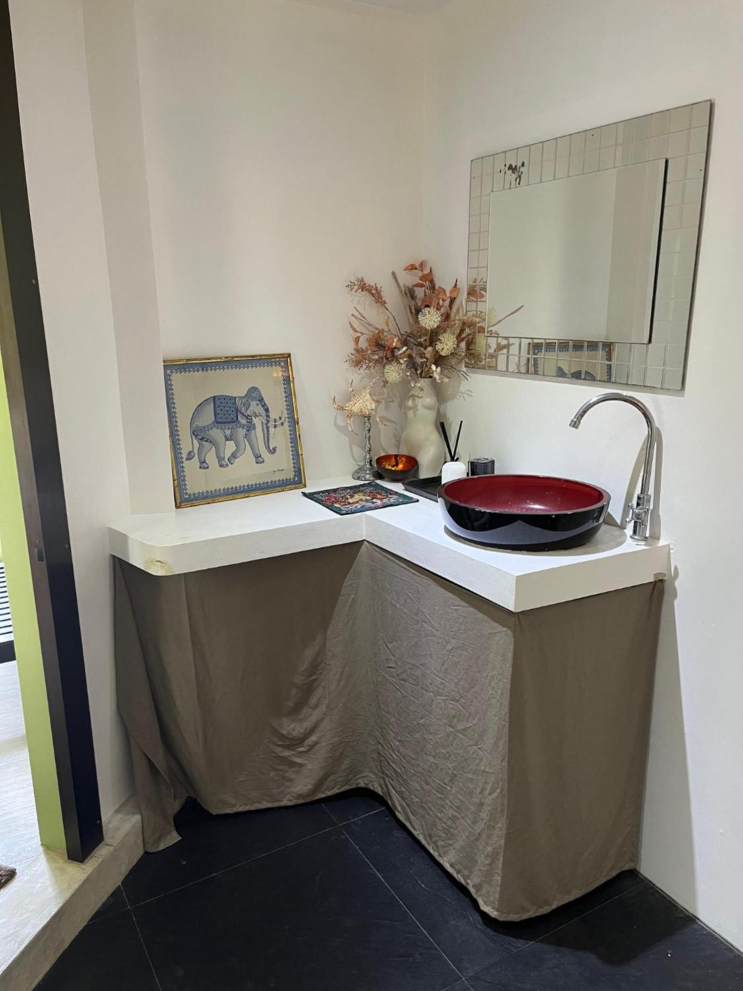 Navari Homestay Rayong Esterno foto