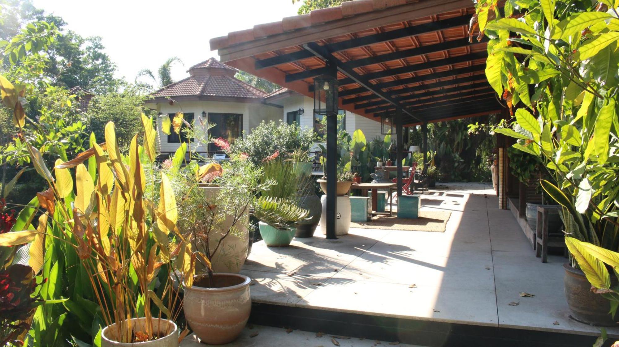 Navari Homestay Rayong Esterno foto